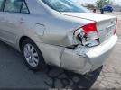 Toyota Camry Xle V6 Image 12