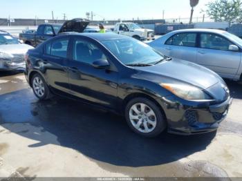  Salvage Mazda Mazda3