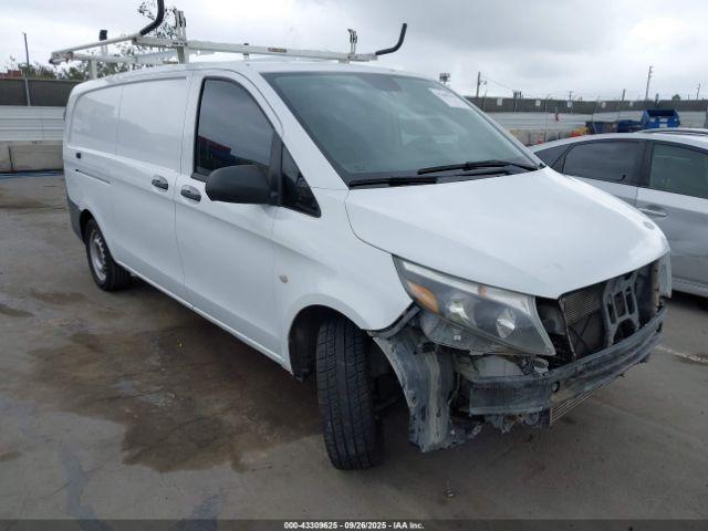  Salvage Mercedes-Benz Metris