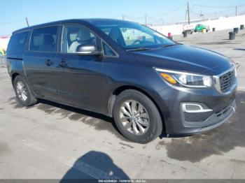  Salvage Kia Sedona