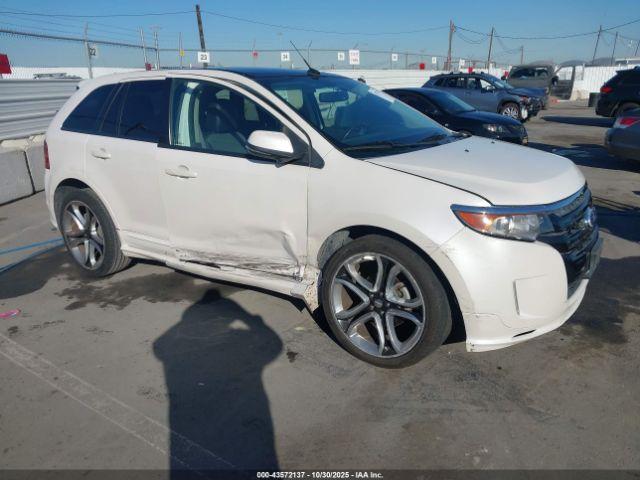  Salvage Ford Edge