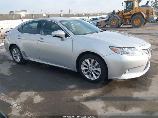  Salvage Lexus Es