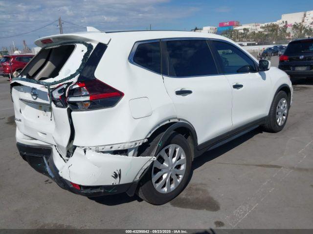 Nissan Rogue S Image 11