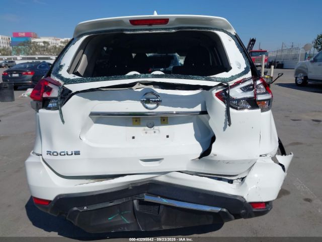 Nissan Rogue S Image 5