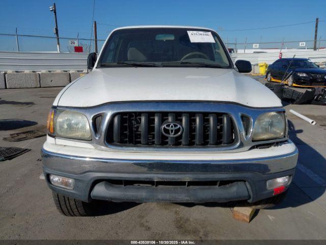 Toyota Tacoma Prerunner V6 Image 14