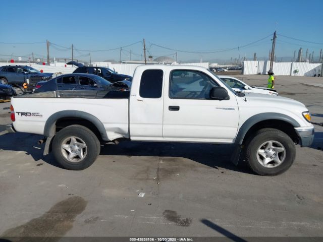 Toyota Tacoma Prerunner V6 Image 16
