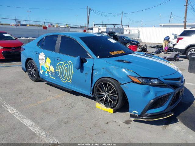  Salvage Toyota Camry