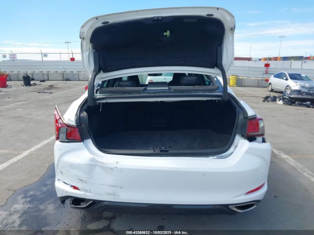 Lexus Es F Sport Image 7