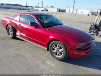  Salvage Ford Mustang