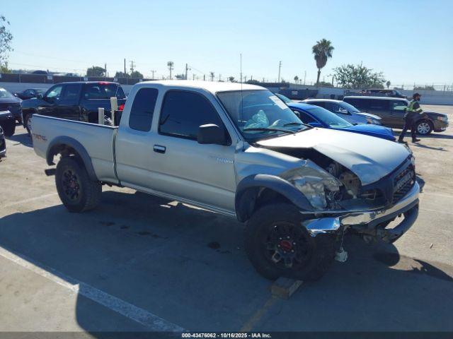  Salvage Toyota Tacoma