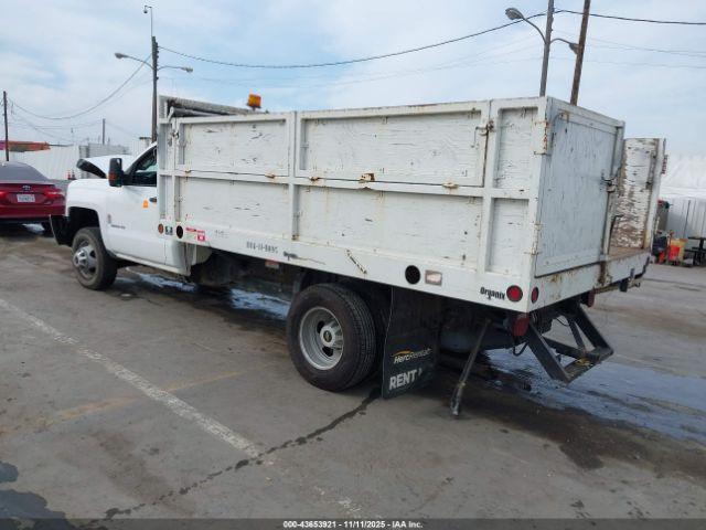 Chevrolet Silverado 3500 Wt Image 10