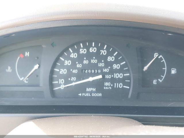 Toyota Tacoma Image 4