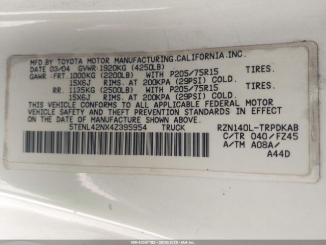 Toyota Tacoma Image 9