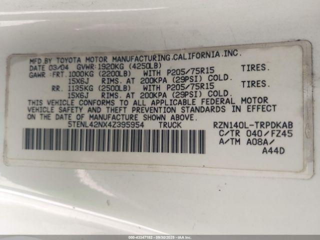 Toyota Tacoma Image 9