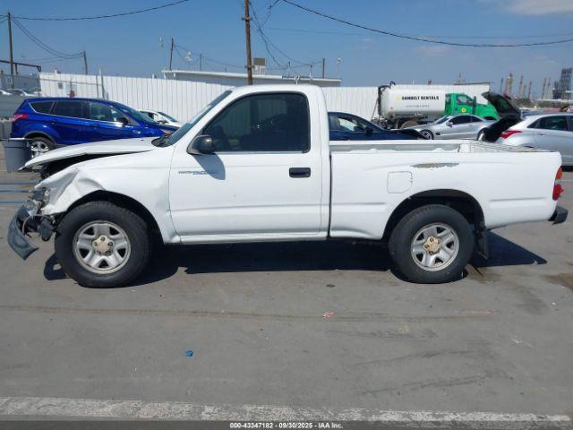 Toyota Tacoma Image 15