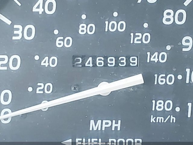 Toyota Tacoma Image 6