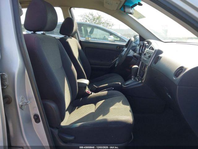 Toyota Matrix Image 4