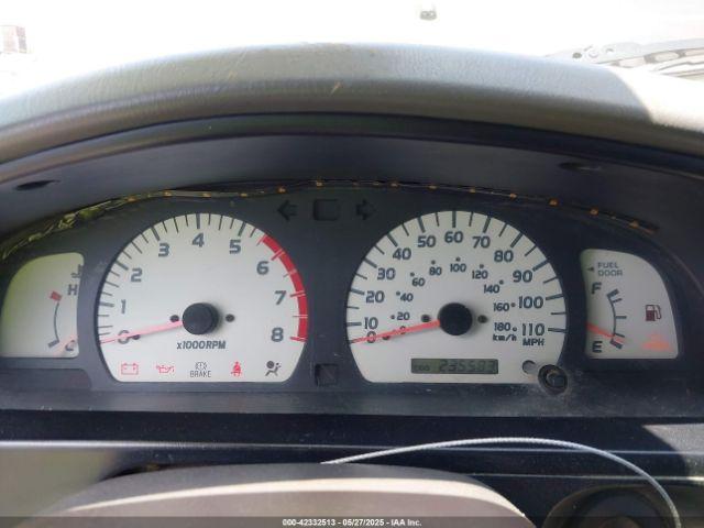 Toyota Tacoma Prerunner V6 Image 3