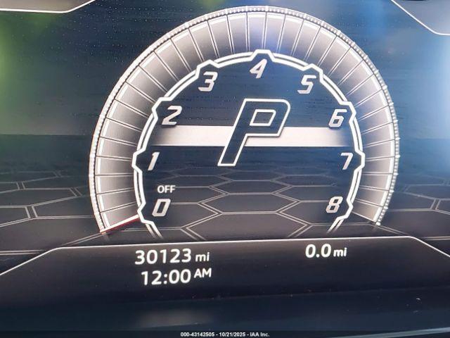 Lamborghini Urus Image 15