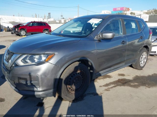 Nissan Rogue S Image 2