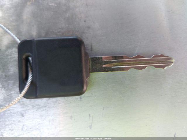 Nissan Rogue S Image 8