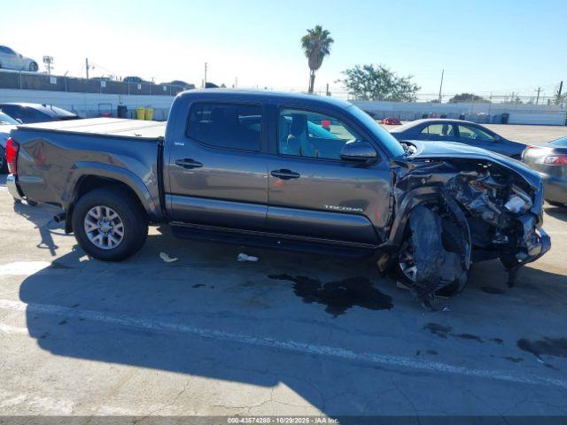 Toyota Tacoma Sr5 V6 Image 2