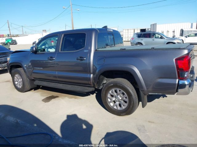 Toyota Tacoma Sr5 V6 Image 15