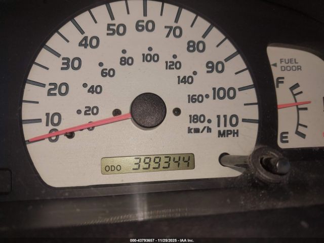 Toyota Tacoma Prerunner V6 Image 7