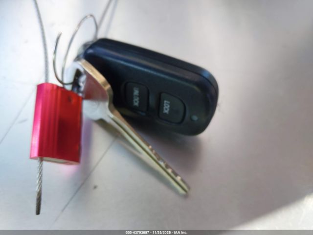 Toyota Tacoma Prerunner V6 Image 8