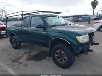  Salvage Toyota Tacoma
