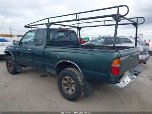 Toyota Tacoma Prerunner V6 Image 8