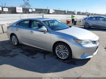  Salvage Lexus Es