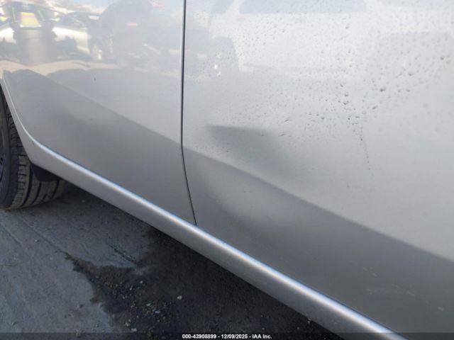 Nissan Versa S Plus Image 3