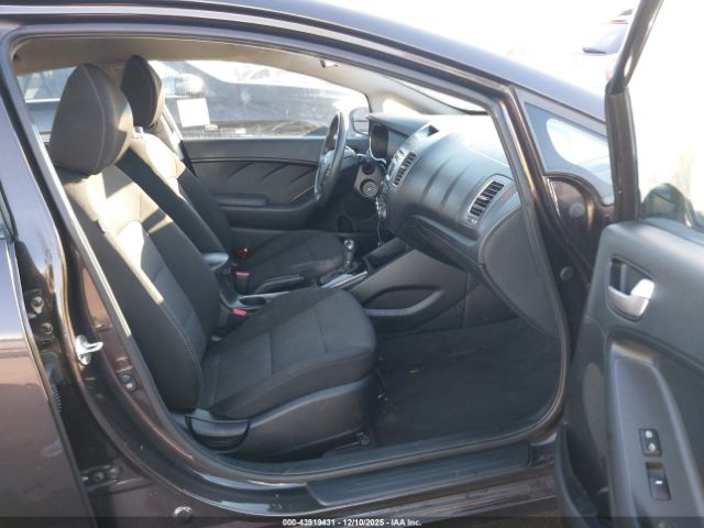 Kia Forte Lx Image 4