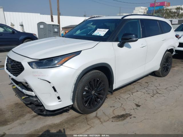 Toyota Highlander Xse Image 2