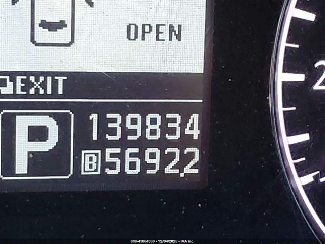 INFINITI G37 Journey Image 7