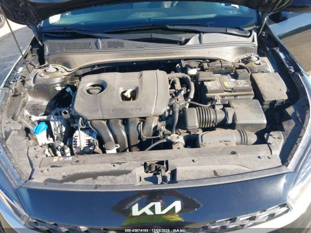 Kia Forte Lxs Image 9