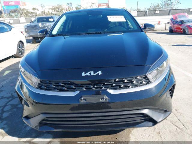 Kia Forte Lxs Image 10