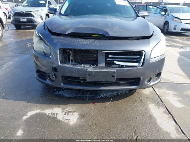 Nissan Maxima 3.5 Sv Image 10