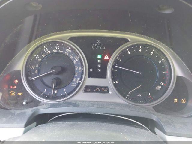 Lexus Is Image 4