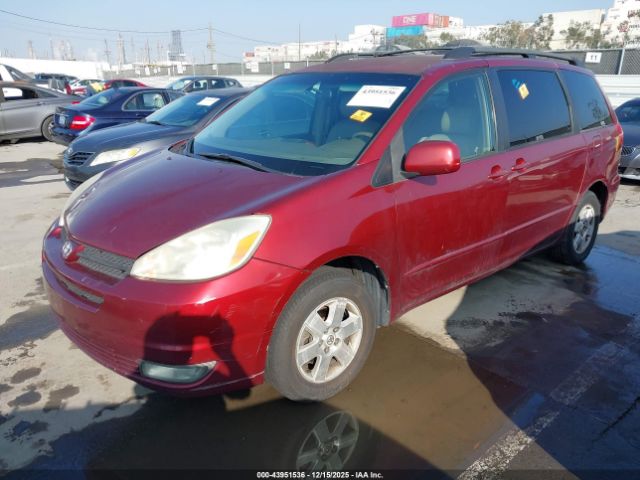 Toyota Sienna Xle Image 5