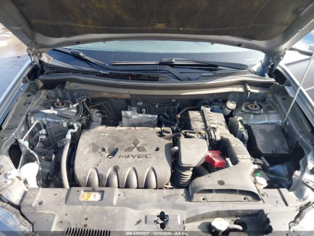 Mitsubishi Outlander Se Image 4