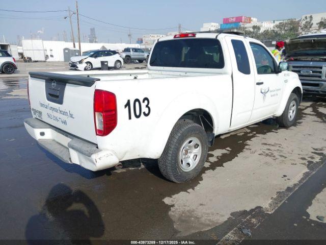 Nissan Frontier S Image 6