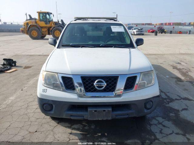 Nissan Frontier S Image 3