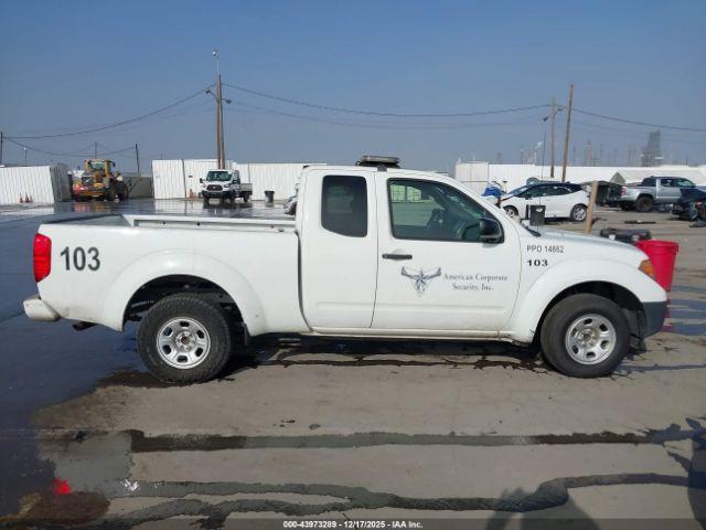 Nissan Frontier S Image 14
