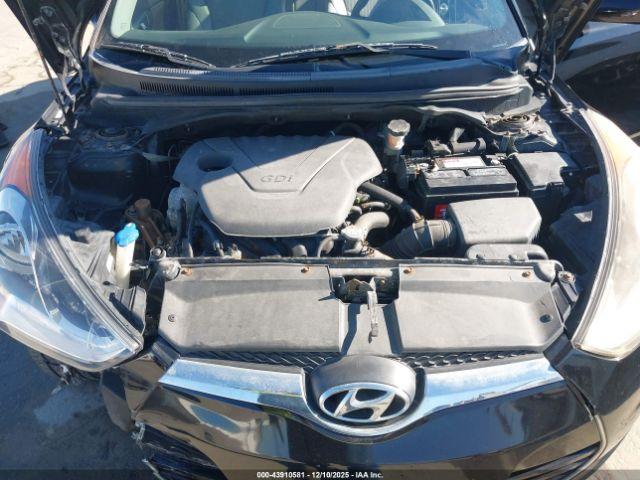 Hyundai VELOSTER Image 11