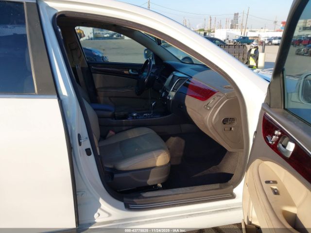 Hyundai Equus Signature Image 18