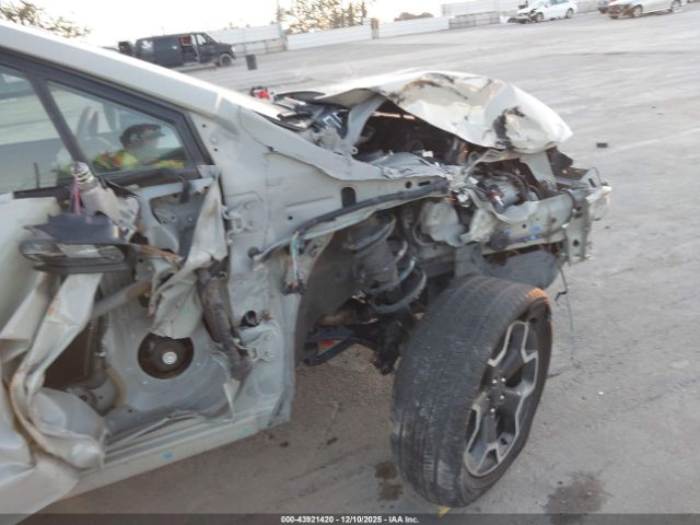 Subaru Crosstrek 2.0i Premium Image 16