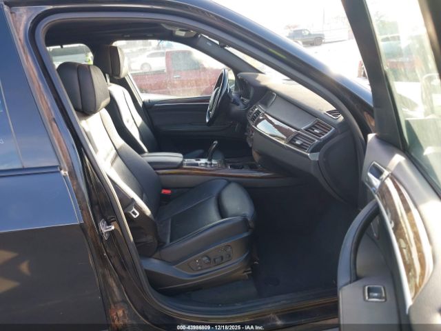 BMW X Series Xdrive50i Image 2