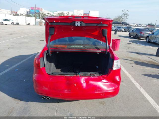 Volkswagen Jetta 2.0l S Image 14